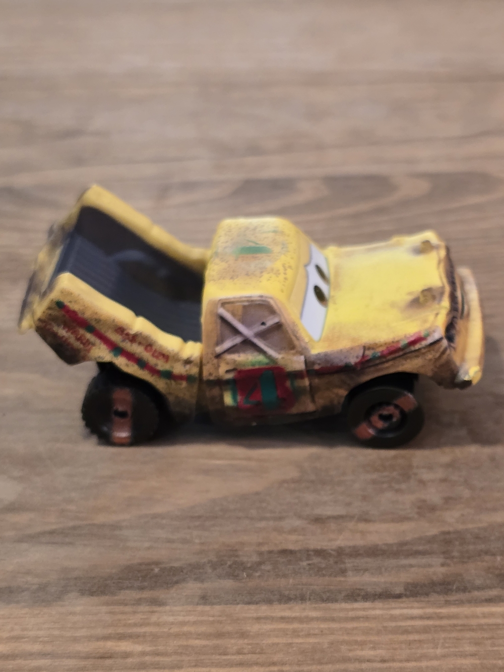 Disney Pixar Cars 3 Taco Die-Cast Push Toy Truck - Picture 5 of 6